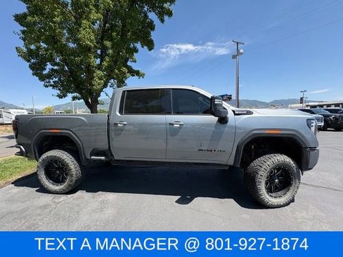 Used 2025 GMC Sierra 3500 AT4 w/ AT4 Premium Plus Package AWD/4WD image 3