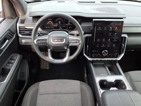 Used 2025 GMC Acadia Elevation image 21