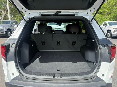Used 2026 GMC Terrain Elevation FWD image 9
