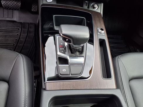 Used 2022 Audi Q5 2.0T Premium Plus w/ Premium Plus Package image 19