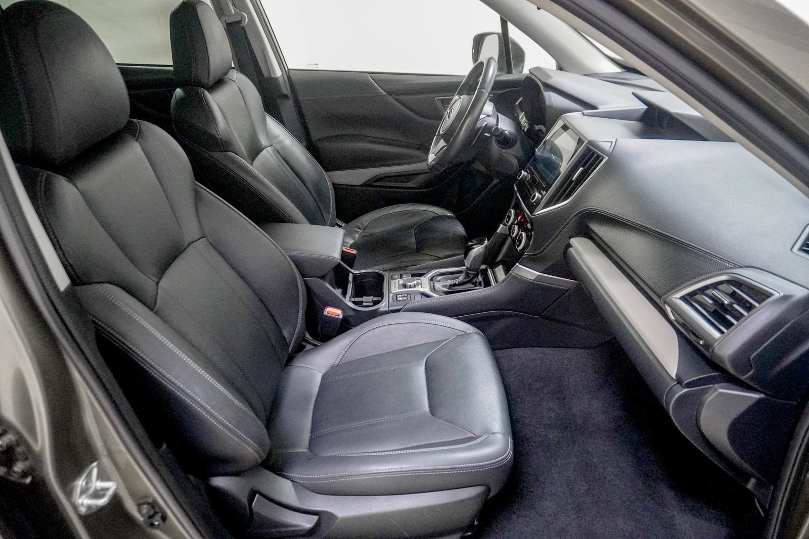 Used 2023 Subaru Forester Limited AWD/4WD image 33