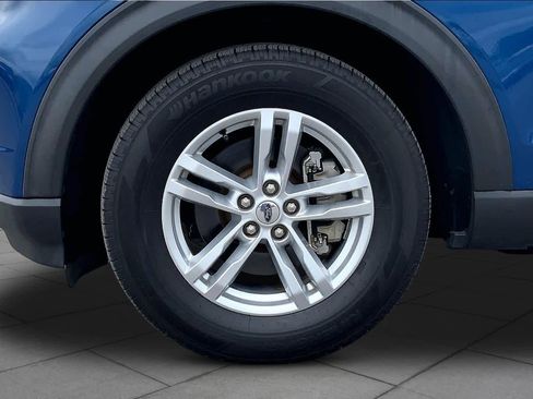 Certified 2020 Ford Explorer XLT RWD image 11