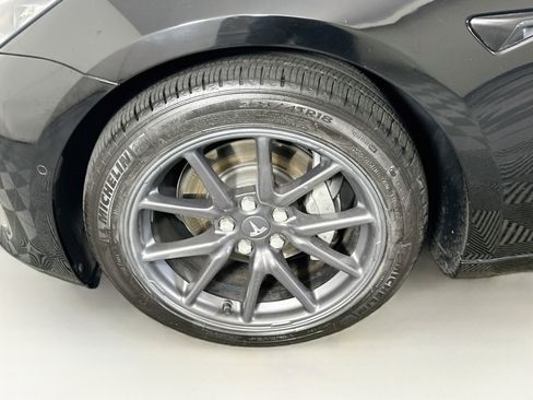 Used 2018 Tesla Model 3 Long Range RWD image 11