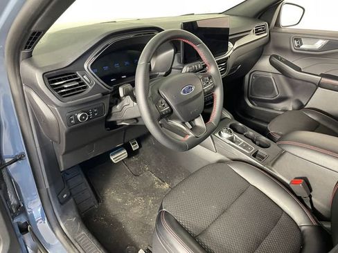 Used 2024 Ford Escape ST-Line Elite AWD/4WD image 3