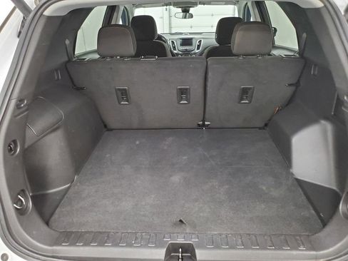 Used 2022 Chevrolet Equinox LT image 24