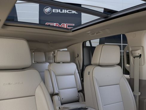 New 2026 GMC Yukon Denali AWD/4WD image 24