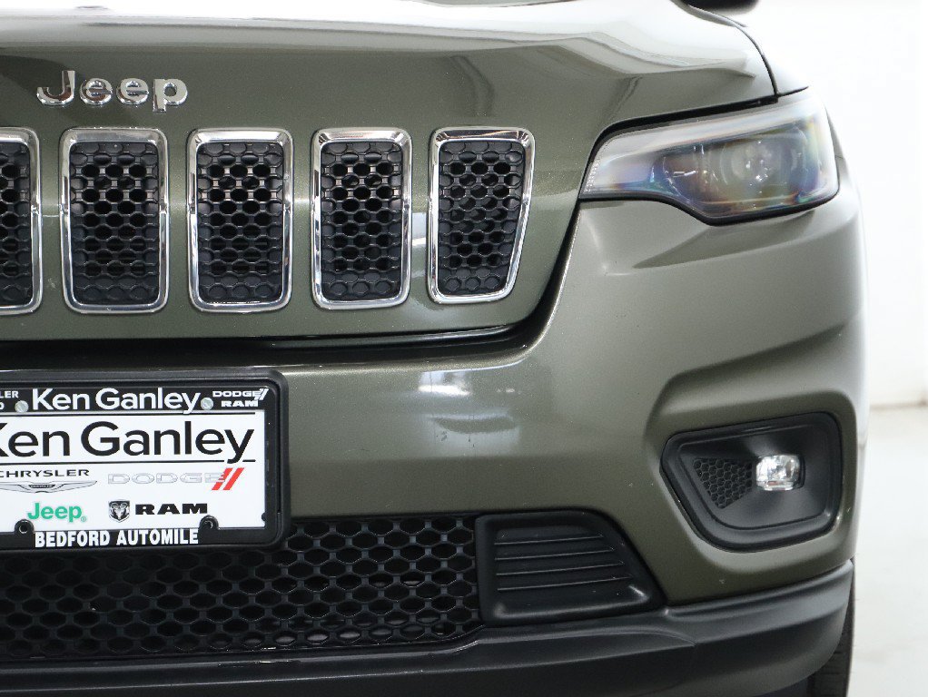 Used 2019 Jeep Cherokee Latitude w/ Popular Appearance Group AWD/4WD image 7