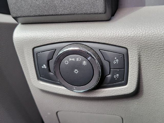 Used 2018 Ford F250 XL w/ STX Appearance Package RWD image 12