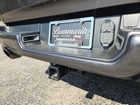 Used 2022 RAM 1500 Big Horn AWD/4WD image 14