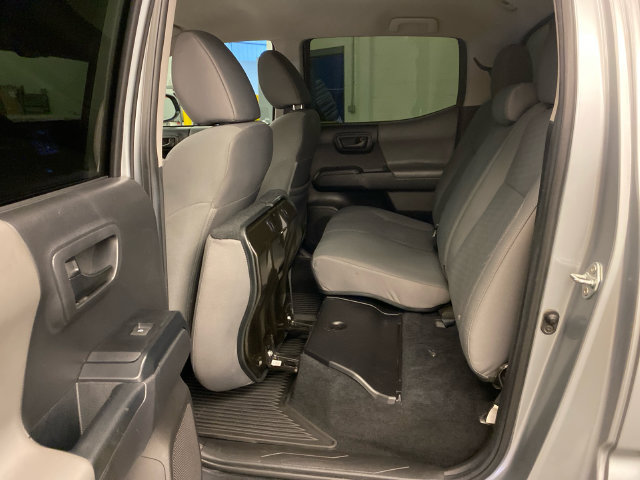 Used 2022 Toyota Tacoma SR AWD/4WD image 42