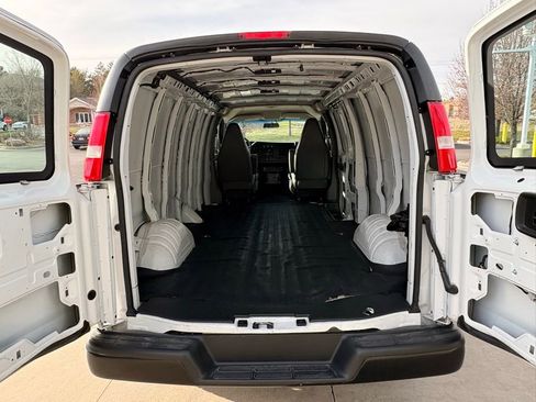 Used 2021 Chevrolet Express 2500 Extended w/ Driver Convenience Package image 8