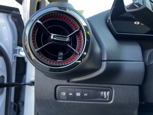 Used 2025 Chevrolet Equinox EV RS image 14