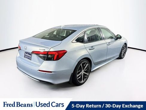 Used 2023 Honda Civic Touring image 9