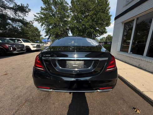 Used 2018 Mercedes-Benz S 560 Sedan image 6