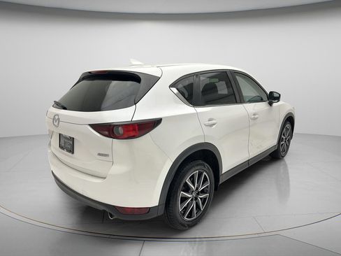 Used 2018 MAZDA CX-5 Touring w/ Preferred Equipment Package AWD/4WD image 3