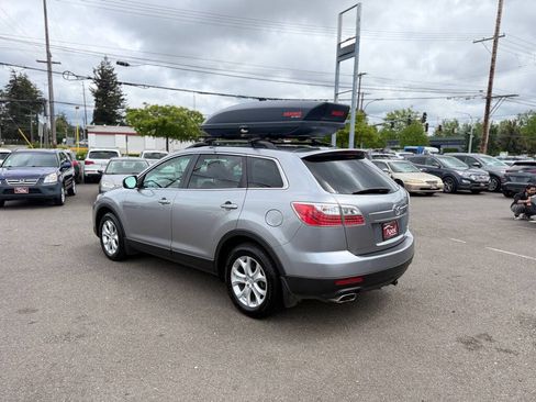 Used 2011 MAZDA CX-9 Touring w/ Moonroof & Bose Audio Pkg AWD/4WD image 9