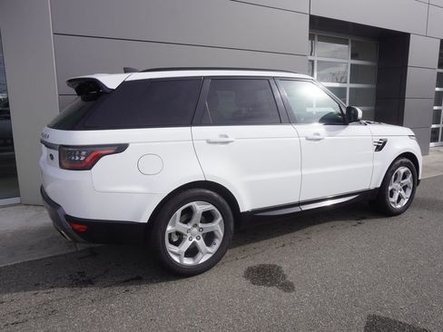 Used 2018 Land Rover Range Rover Sport HSE AWD/4WD image 4