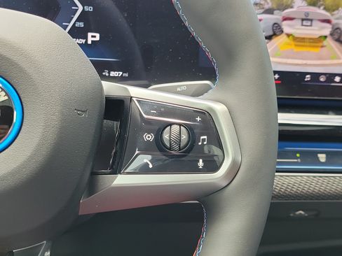 New 2026 BMW i5 M60 AWD/4WD image 25