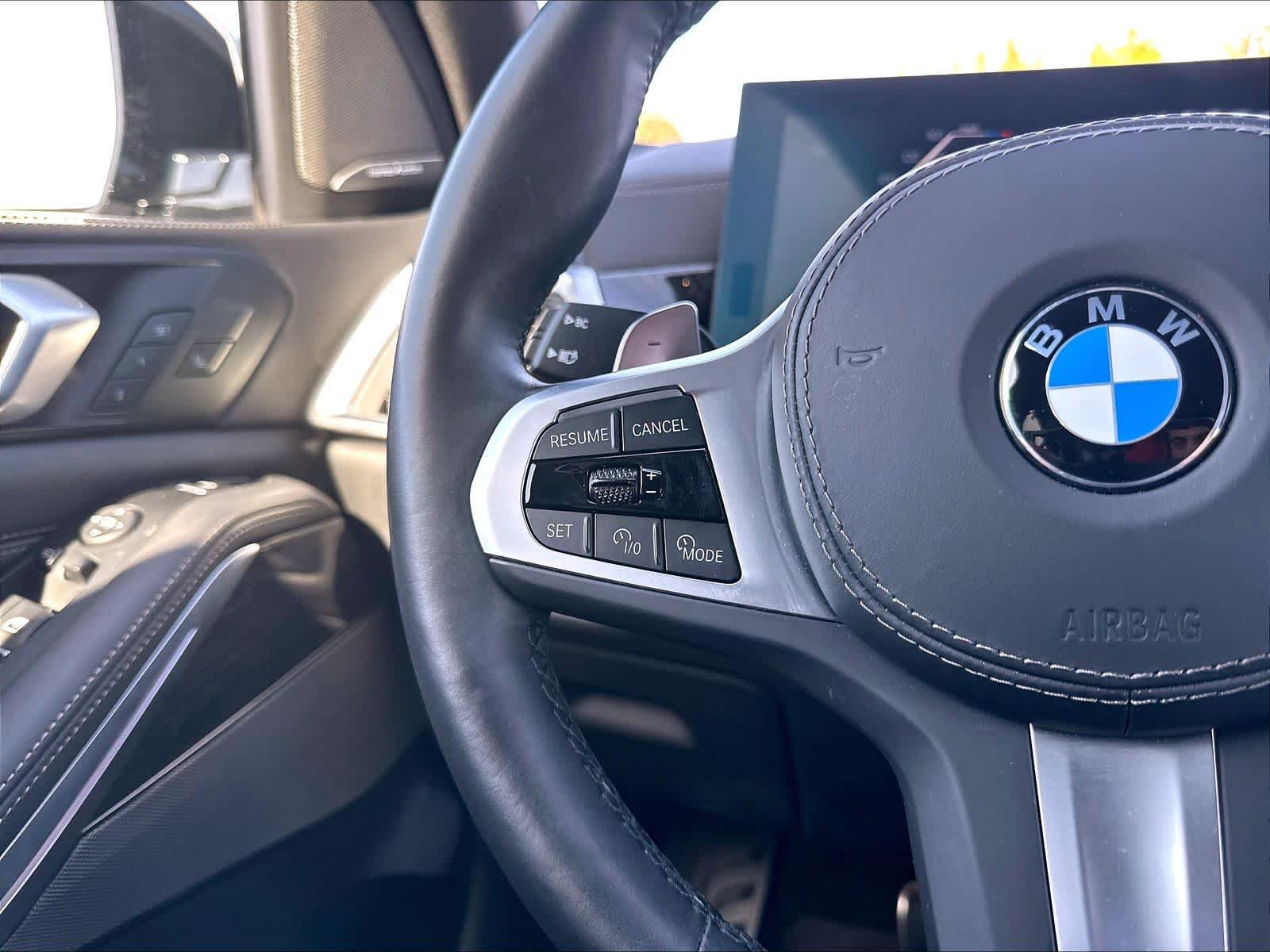 Used 2026 BMW X5 xDrive40i w/ M Sport Package AWD/4WD image 13