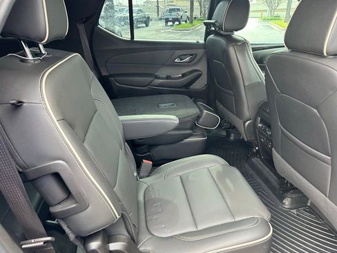 Used 2023 Chevrolet Traverse Premier w/ Redline Edition image 21