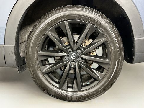 Used 2023 MAZDA CX-9 Carbon Edition image 11