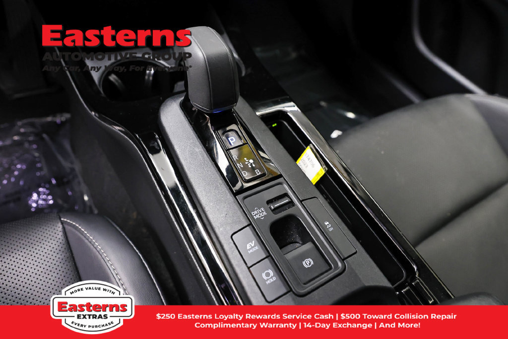 Used 2023 Toyota Prius XLE AWD/4WD image 14
