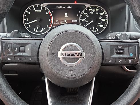 Used 2021 Nissan Rogue SV FWD image 16
