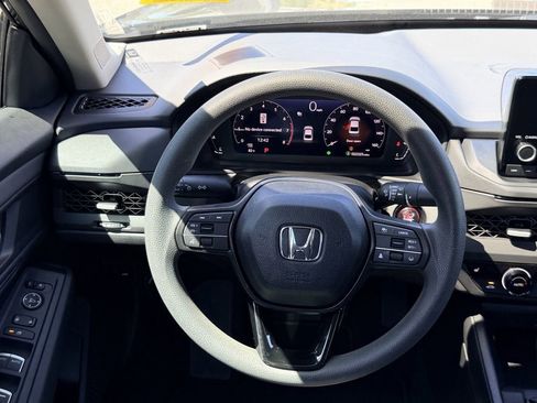 Used 2025 Honda Accord SE image 15