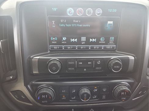 Used 2017 Chevrolet Silverado 1500 LT w/ All Star Edition image 39