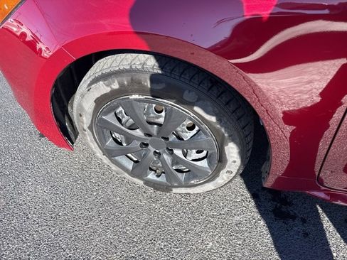 Used 2023 Toyota Corolla LE image 9