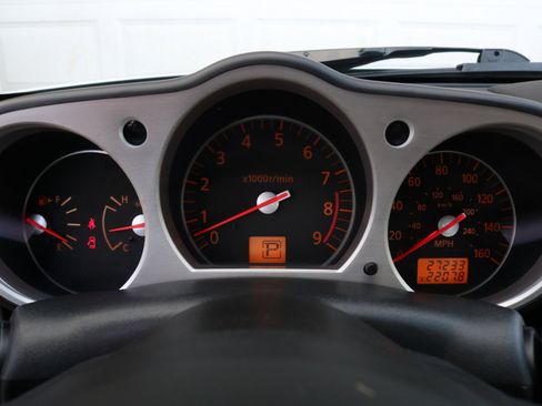 Used 2008 Nissan 350Z Enthusiast image 25