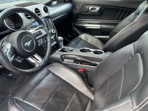 Used 2023 Ford Mustang Premium image 4