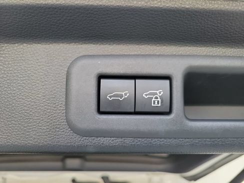 Used 2023 Toyota Sequoia Capstone RWD image 10
