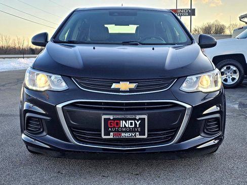 Used 2020 Chevrolet Sonic LT image 2