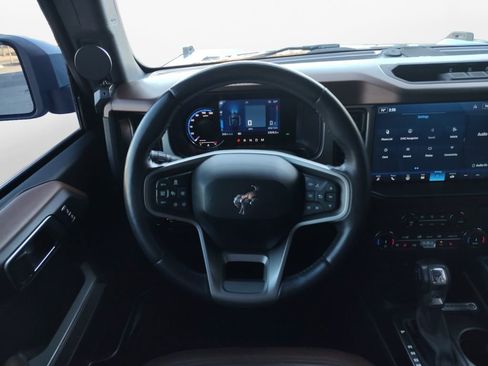 Used 2022 Ford Bronco Outer Banks image 21