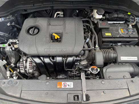 Used 2025 Kia Soul LX w/ LX Technology Package image 27