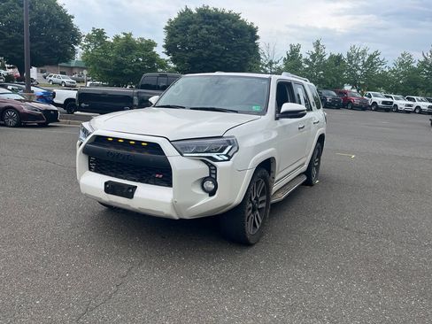 Used 2016 Toyota 4Runner Limited RWD image 3