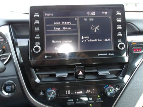 Used 2023 Toyota Camry XLE w/ Cold Weather Package FWD image 17