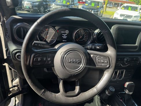 Used 2021 Jeep Wrangler Unlimited Sport AWD/4WD image 20