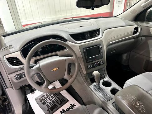 Used 2015 Chevrolet Traverse LS image 15