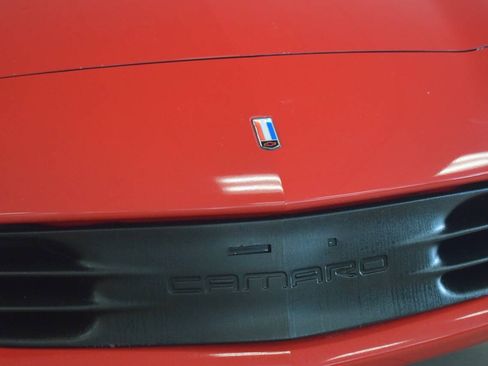 Used 2002 Chevrolet Camaro Z28 RWD image 10