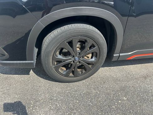 Used 2023 Subaru Forester Sport image 9