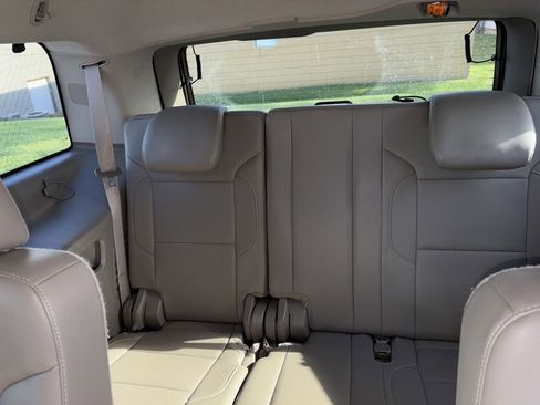 Used 2015 Chevrolet Tahoe LTZ AWD/4WD image 13