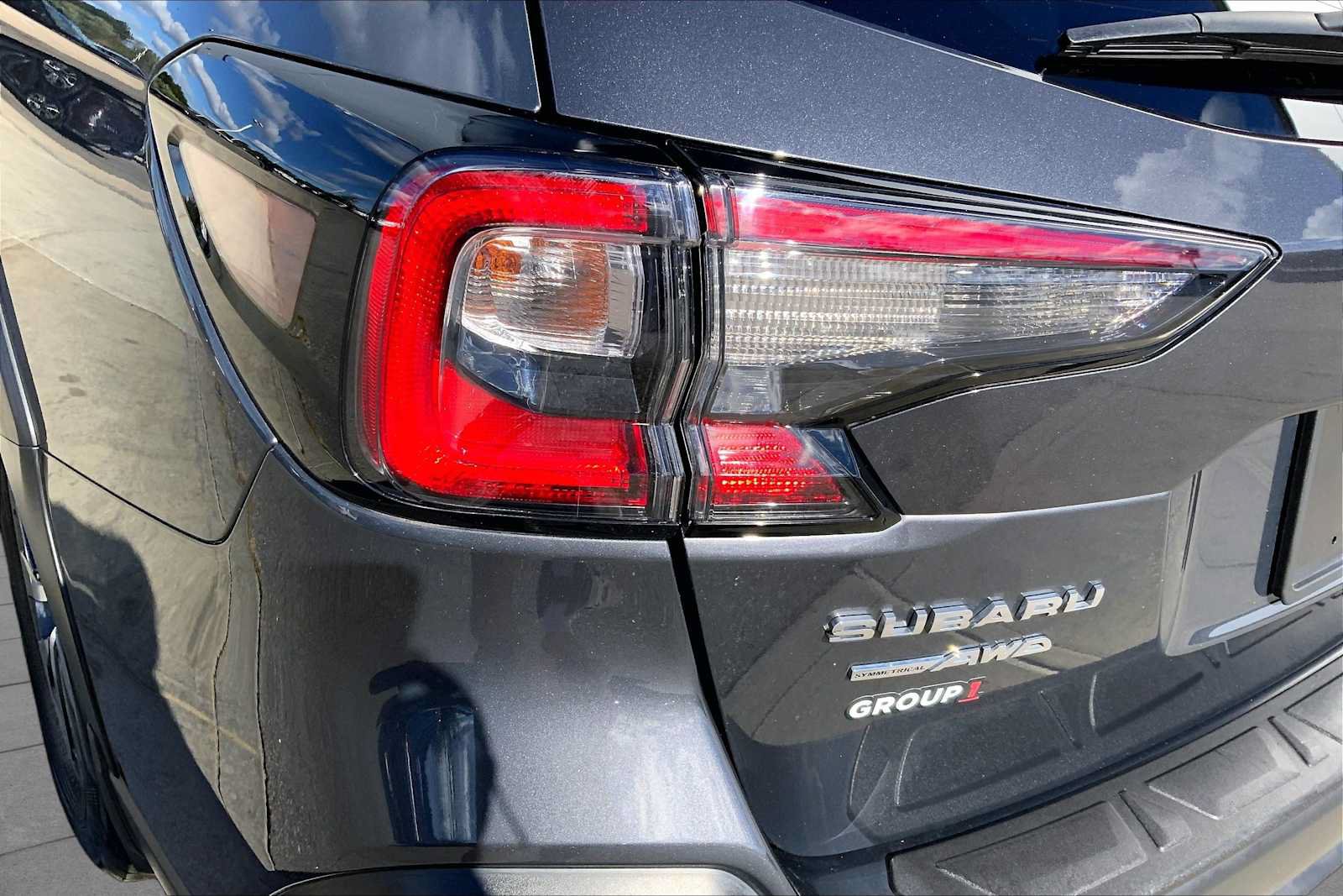 Used 2024 Subaru Outback Premium AWD/4WD image 27
