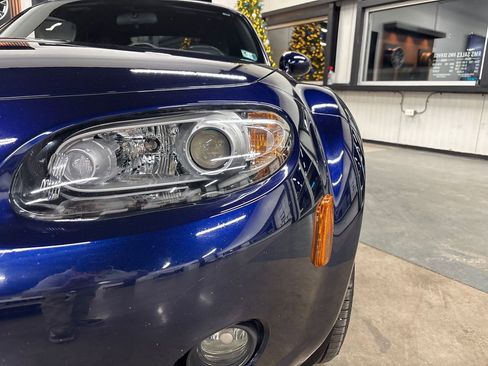 Used 2008 MAZDA MX-5 Miata Sport image 28