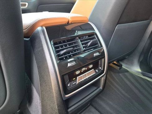Used 2026 BMW X5 sDrive40i w/ Climate Comfort Package RWD image 19