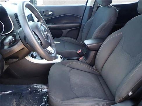 Used 2019 Jeep Compass Sport AWD/4WD image 11