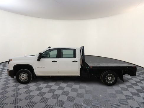 Used 2023 Chevrolet Silverado 3500 W/T w/ WT Fleet Convenience Package image 2