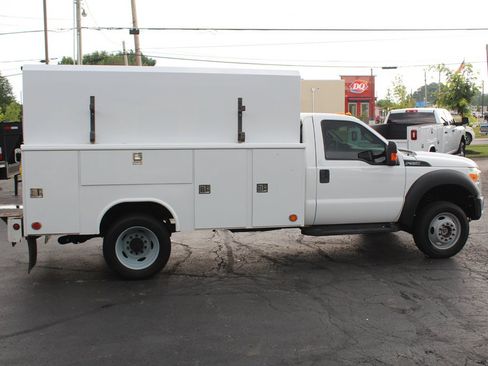 Used 2014 Ford F550 4x4 Regular Cab Super Duty image 8