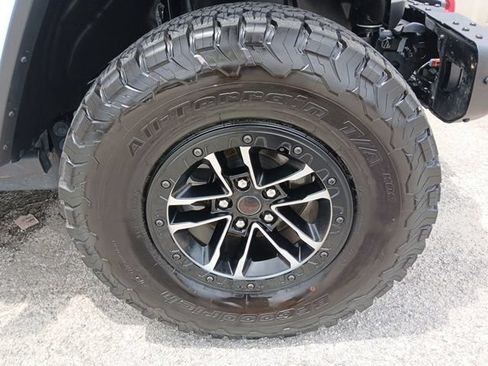 Used 2026 Jeep Wrangler Unlimited Rubicon w/ Safety Group AWD/4WD image 59